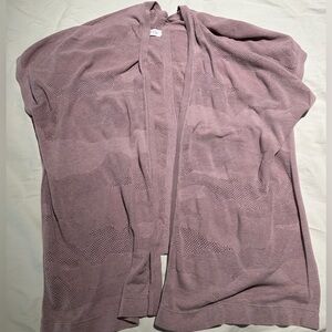 Lululemon Find Your Light Wrap
Heathered Vintage Mauve